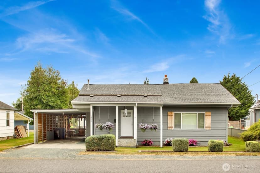 Property photo for 320 Central Street, Sedro Woolley photo 28