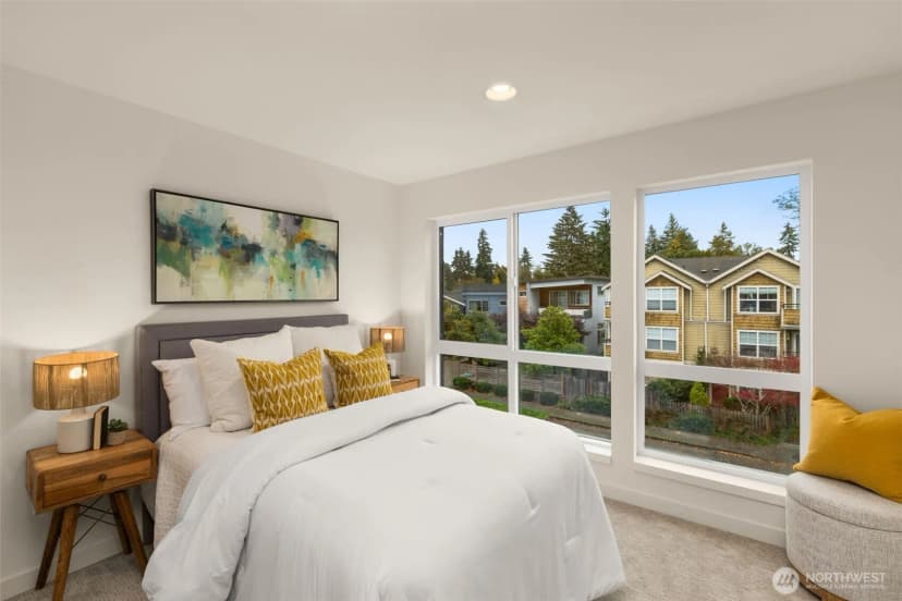 Property photo for 9215 Densmore Avenue N, Seattle photo 20