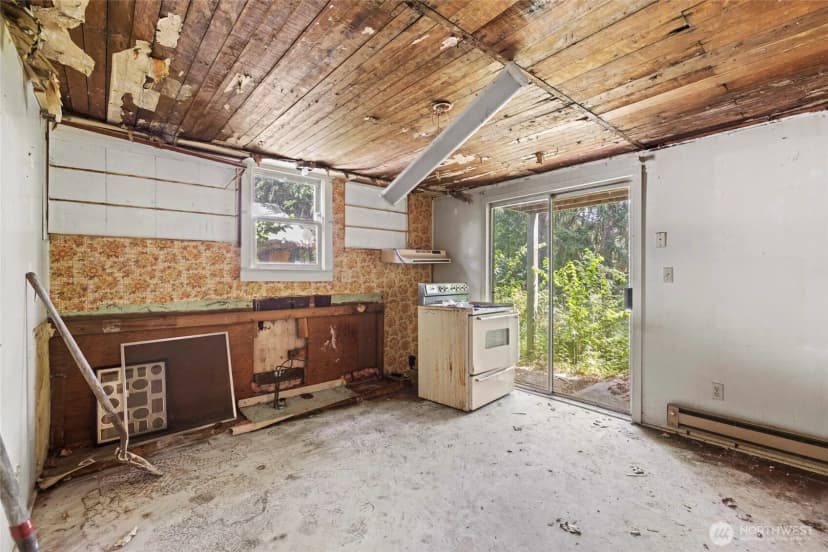 Property photo for 11177 Gardner Road, Burlington photo 11