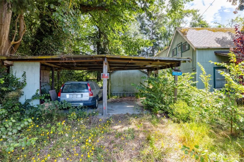 Property photo for 11177 Gardner Road, Burlington photo 2