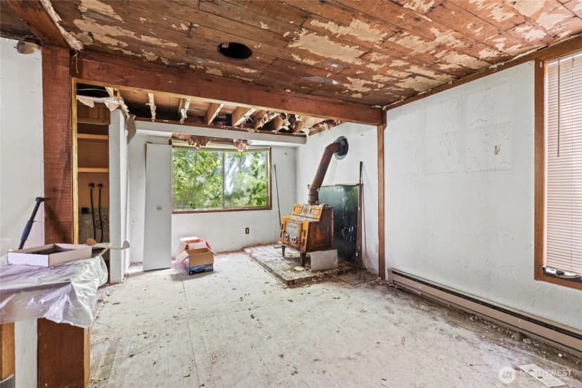 Property photo for 11177 Gardner Road, Burlington photo 7