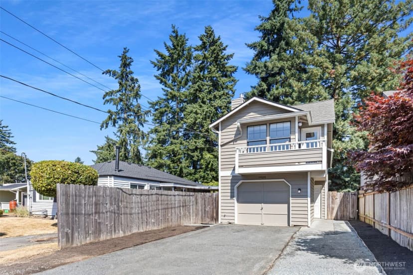 Property photo for 14026 Wallingford Avenue N, Seattle photo 26