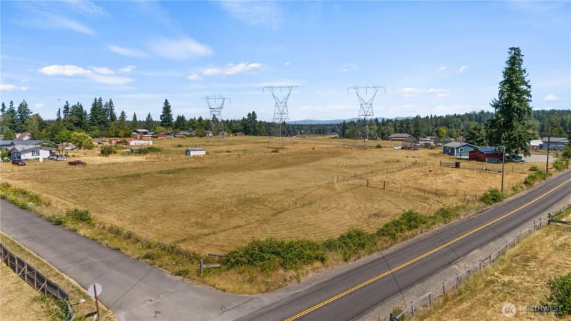 Property photo for 215 296th Street S, Roy photo 9