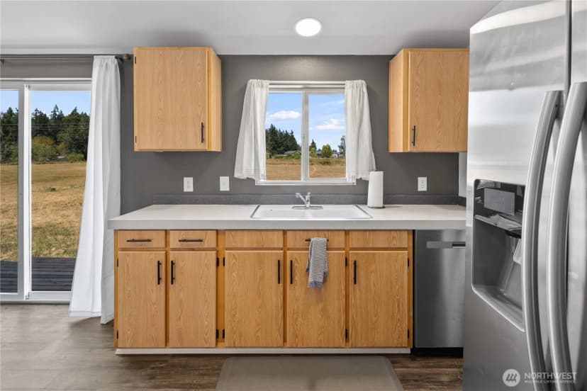 Property photo for 215 296th Street S, Roy photo 17