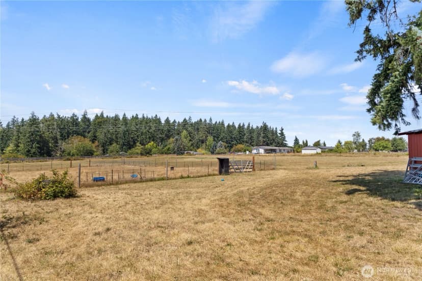 Property photo for 215 296th Street S, Roy photo 12