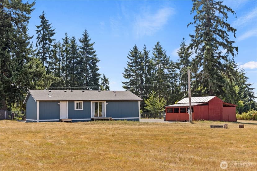 Property photo for 215 296th Street S, Roy