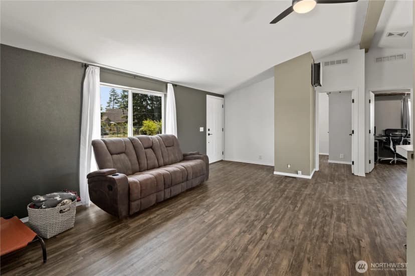 Property photo for 215 296th Street S, Roy photo 22