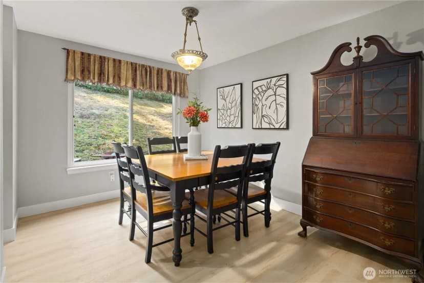 Property photo for 29521 215th Avenue Se, Kent photo 19