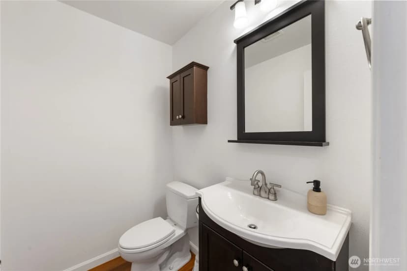 Property photo for 2118 Meadows Lane, Anacortes photo 27