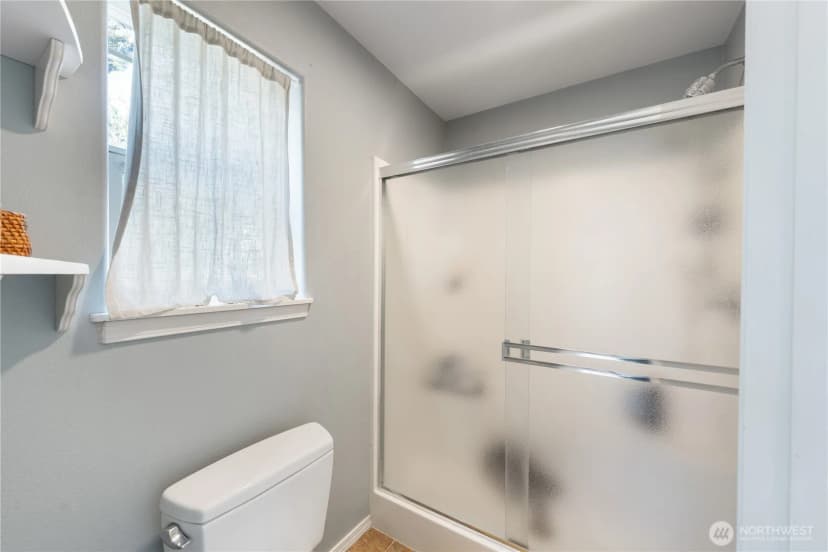 Property photo for 2118 Meadows Lane, Anacortes photo 19