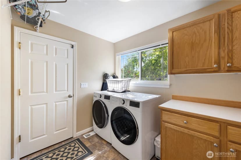 Property photo for 2118 Meadows Lane, Anacortes photo 28