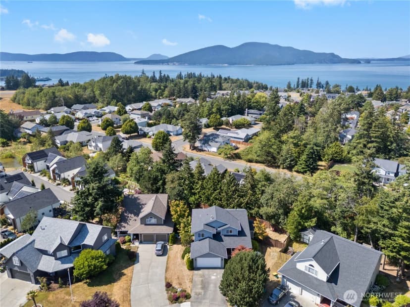 Property photo for 2118 Meadows Lane, Anacortes photo 37
