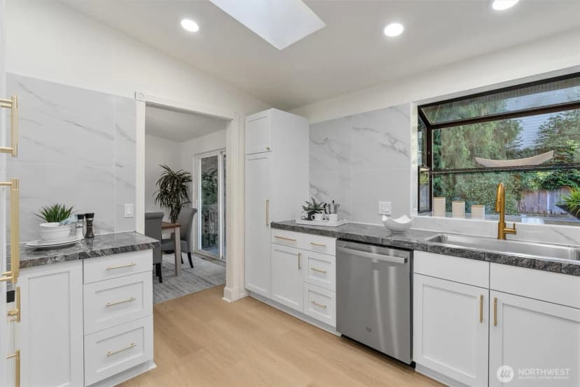 Property photo for 3107 127th Avenue Ne, Bellevue photo 10