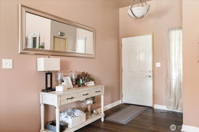 Property photo for 1561 Sw 8th Avenue, Oak Harbor photo 6