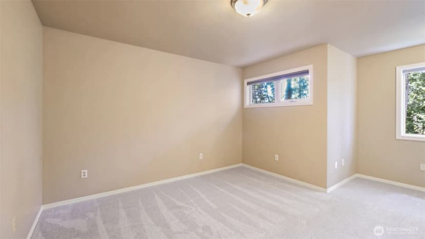 Property photo for 748 Vashon Place Ne, Renton photo 20