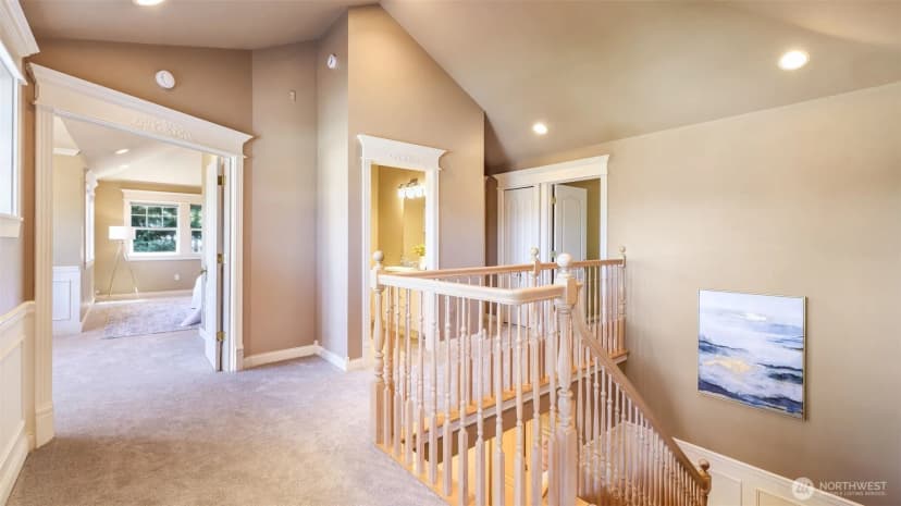 Property photo for 748 Vashon Place Ne, Renton photo 12