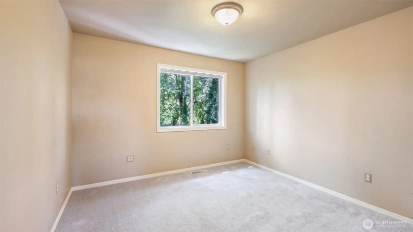 Property photo for 748 Vashon Place Ne, Renton photo 18