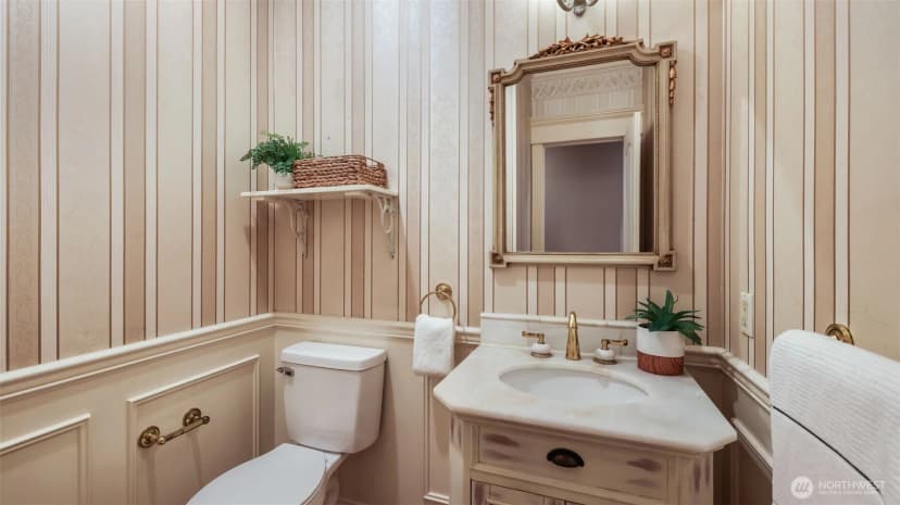 Property photo for 748 Vashon Place Ne, Renton photo 10