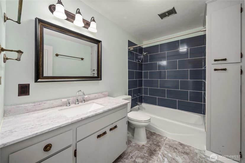 Property photo for 1128 N Fife Street, Tacoma photo 13
