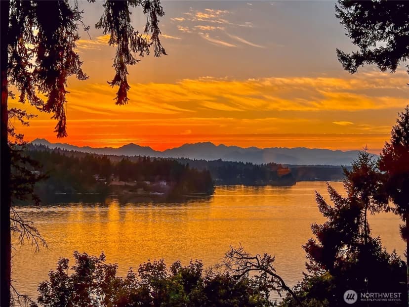 Property photo for 7799 Hansen Road Ne, Bainbridge Island photo 17