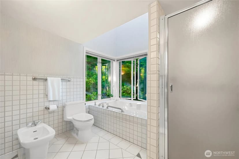 Property photo for 733 Fieldston Drive, Bellingham photo 23