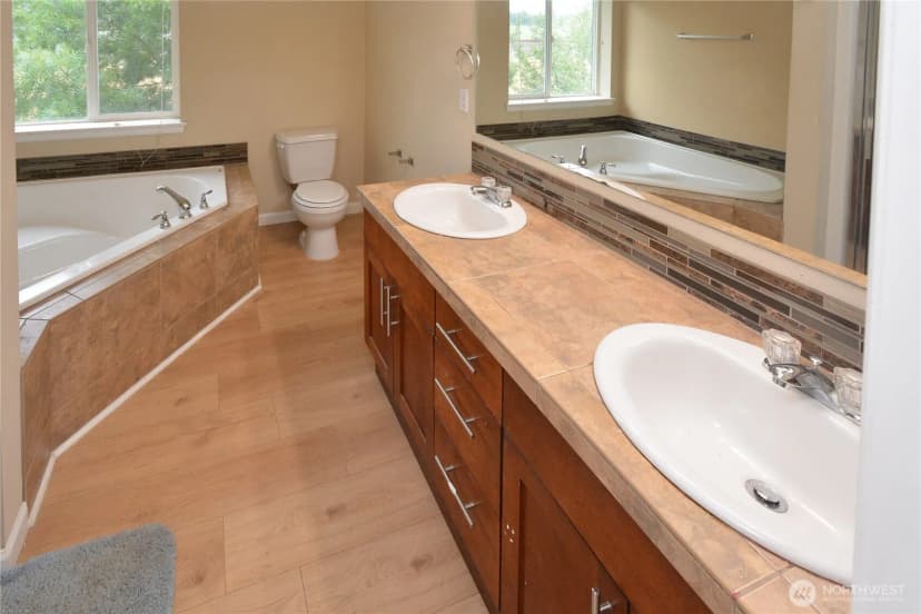 Property photo for 7281 Radius Loop Se, Lacey photo 17