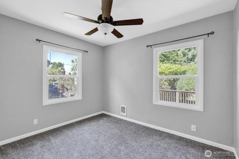 Property photo for 2732 Fir Street, Longview photo 15