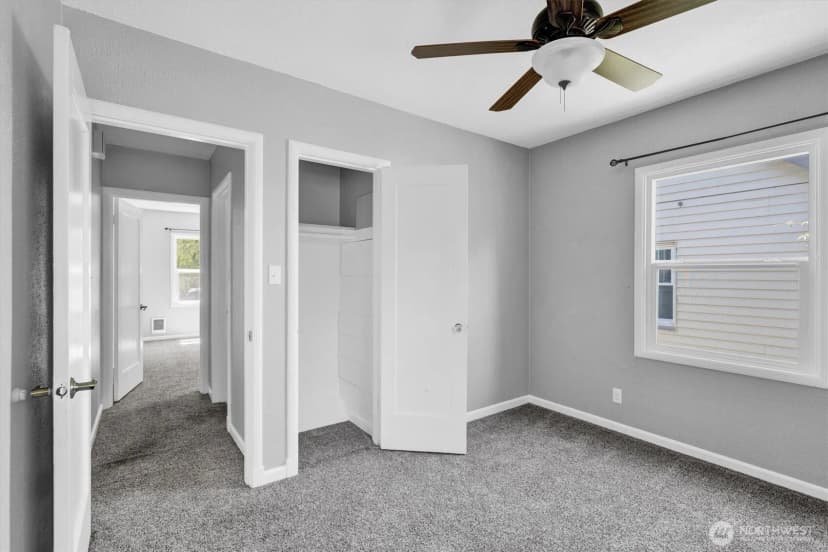 Property photo for 2732 Fir Street, Longview photo 16