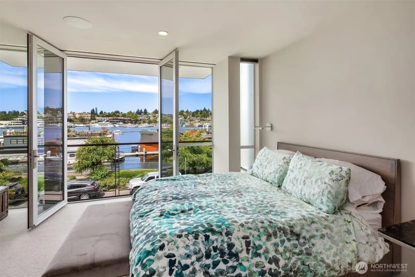 Property photo for 2836 Fairview Avenue E, Seattle photo 15