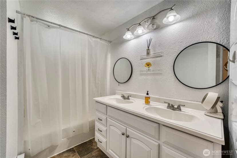 Property photo for 7325 E Maple Street, Port Orchard photo 11