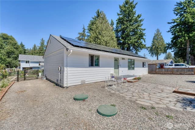 Property photo for 7325 E Maple Street, Port Orchard photo 3