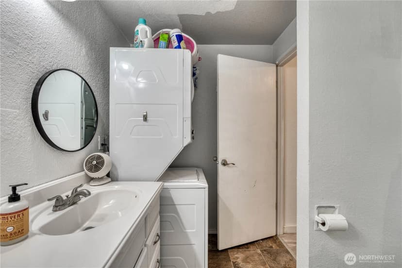 Property photo for 7325 E Maple Street, Port Orchard photo 12