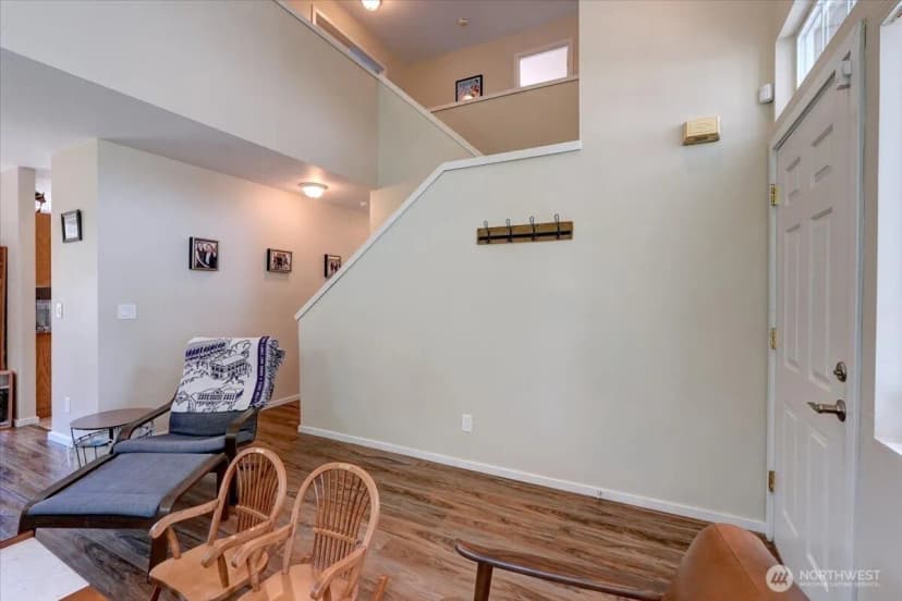 Property photo for 6109 Perry Avenue Se, Auburn photo 8