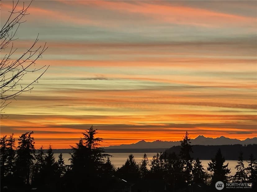 Property photo for 1817 19th Drive, Mukilteo photo 39