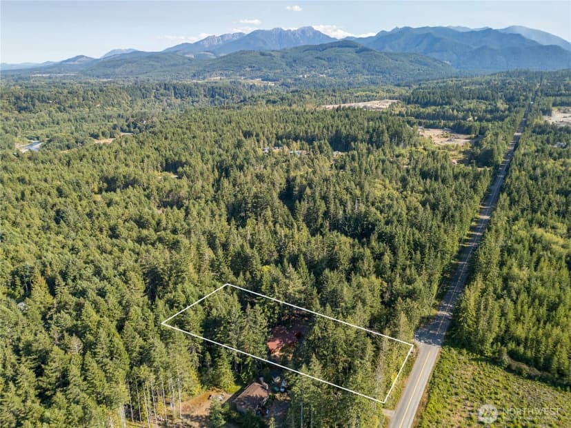 Property photo for 21 Hunt Road, Port Angeles photo 23