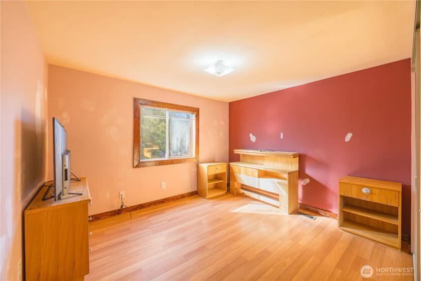 Property photo for 21 Hunt Road, Port Angeles photo 17
