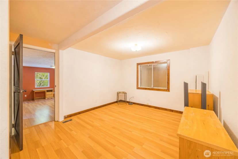 Property photo for 21 Hunt Road, Port Angeles photo 16