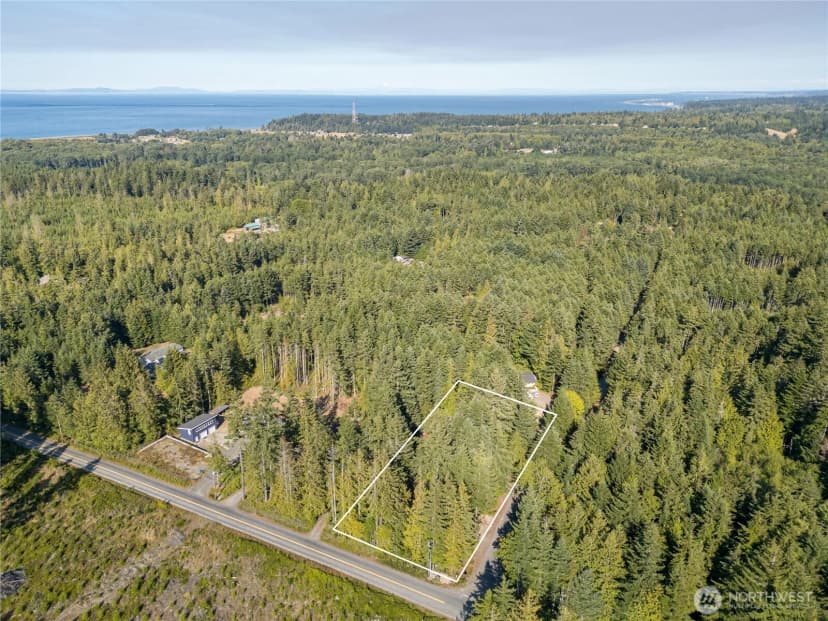 Property photo for 21 Hunt Road, Port Angeles photo 22