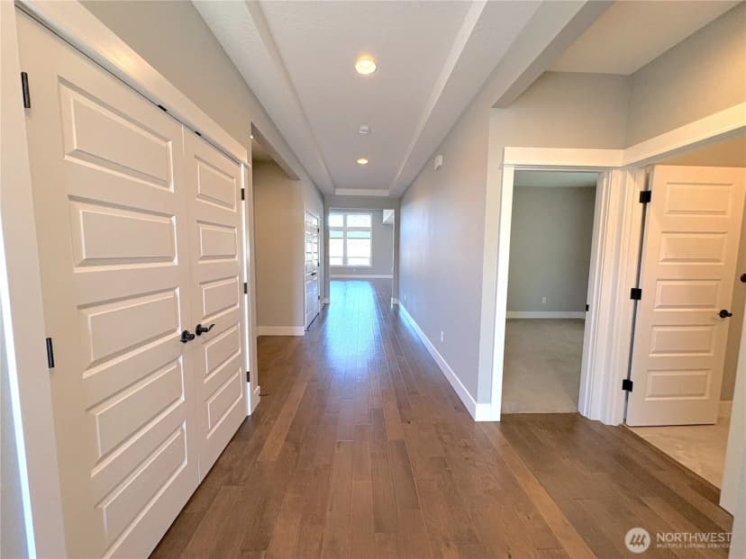 Property photo for 1690 S 50th Place, Ridgefield photo 20