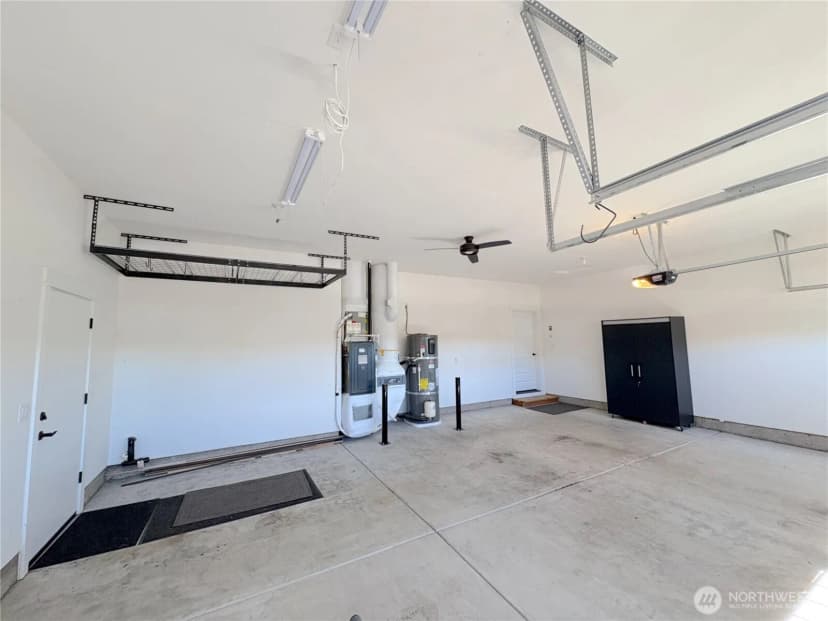 Property photo for 1690 S 50th Place, Ridgefield photo 35