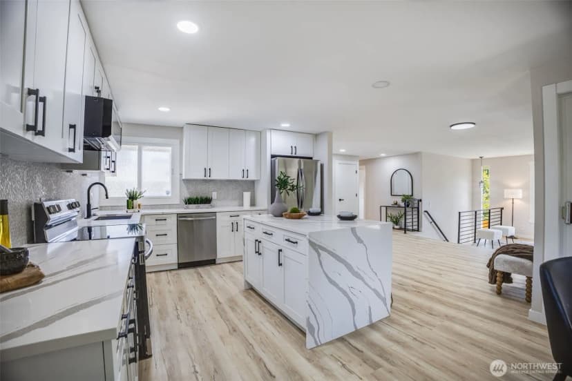 Property photo for 2039 S 232nd Place, Des Moines photo 11