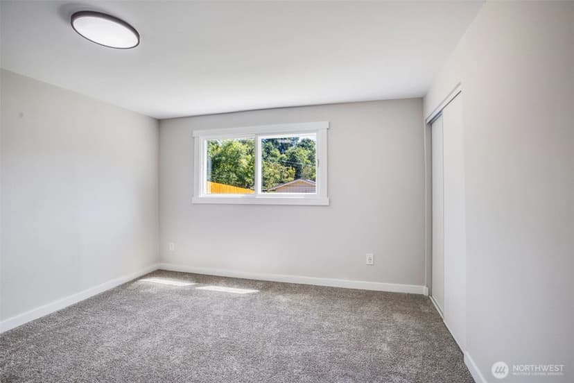 Property photo for 2039 S 232nd Place, Des Moines photo 26
