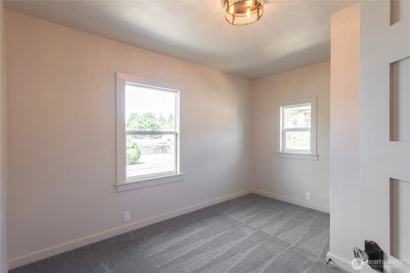 Property photo for 4809 S Yakima Avenue, Tacoma photo 19
