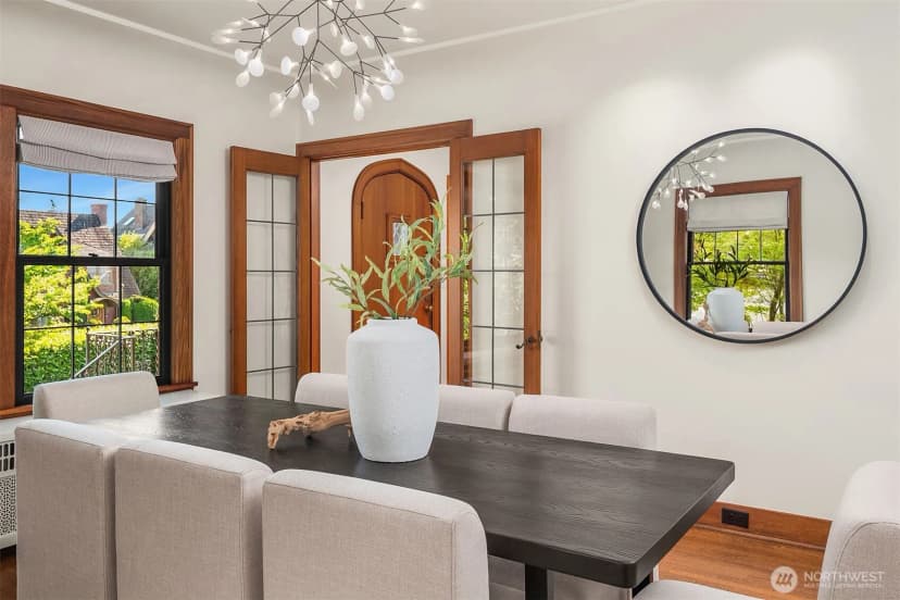 Property photo for 324 W Kinnear Place, Seattle photo 10