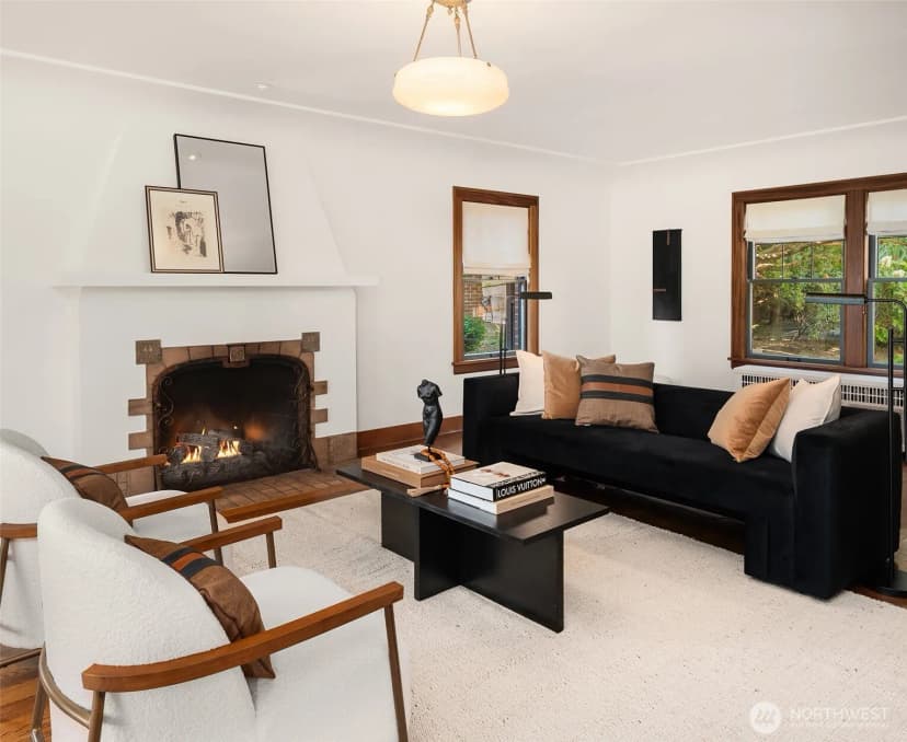 Property photo for 324 W Kinnear Place, Seattle photo 6