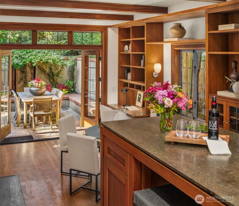 Property photo for 324 W Kinnear Place, Seattle photo 14