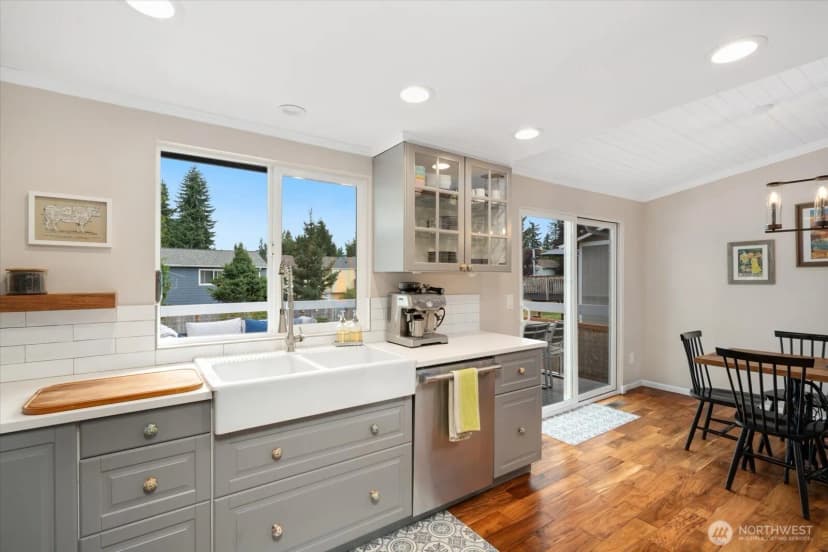 Property photo for 9008 Ne 138 Place, Kirkland photo 12