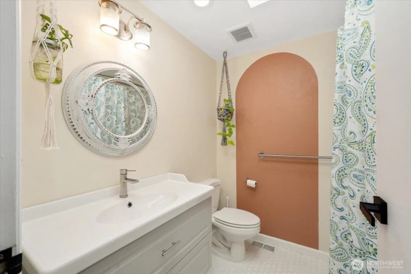 Property photo for 9008 Ne 138 Place, Kirkland photo 24