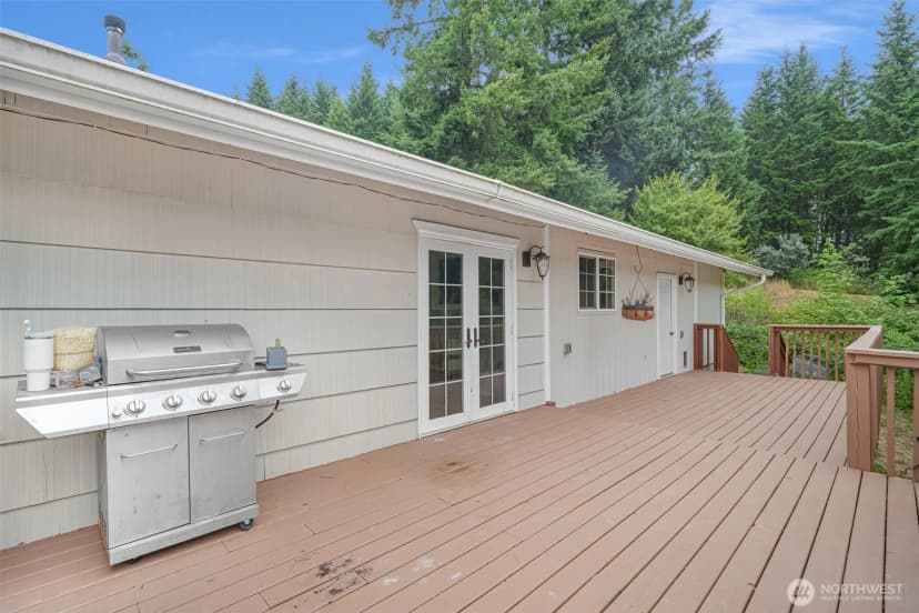 Property photo for 523 Haywire Road, Winlock photo 40
