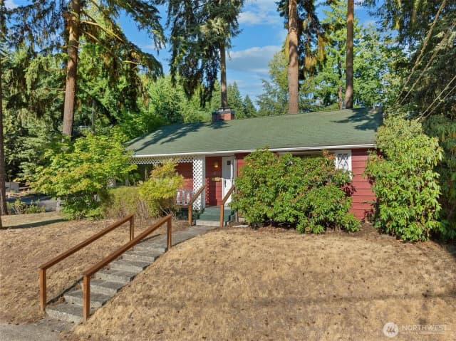 Property photo for 416 Columbia Avenue, Fircrest photo 2